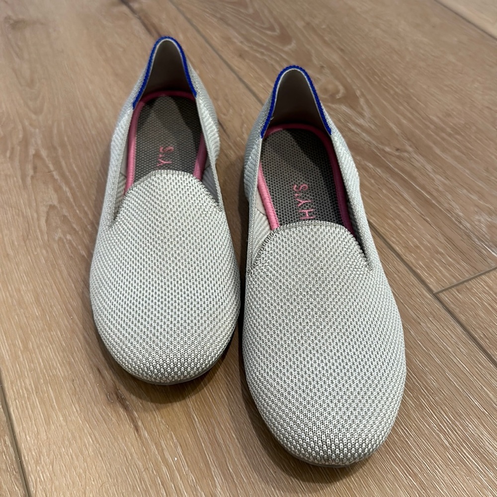 Like-new Beige Linen Rothy’s loafer